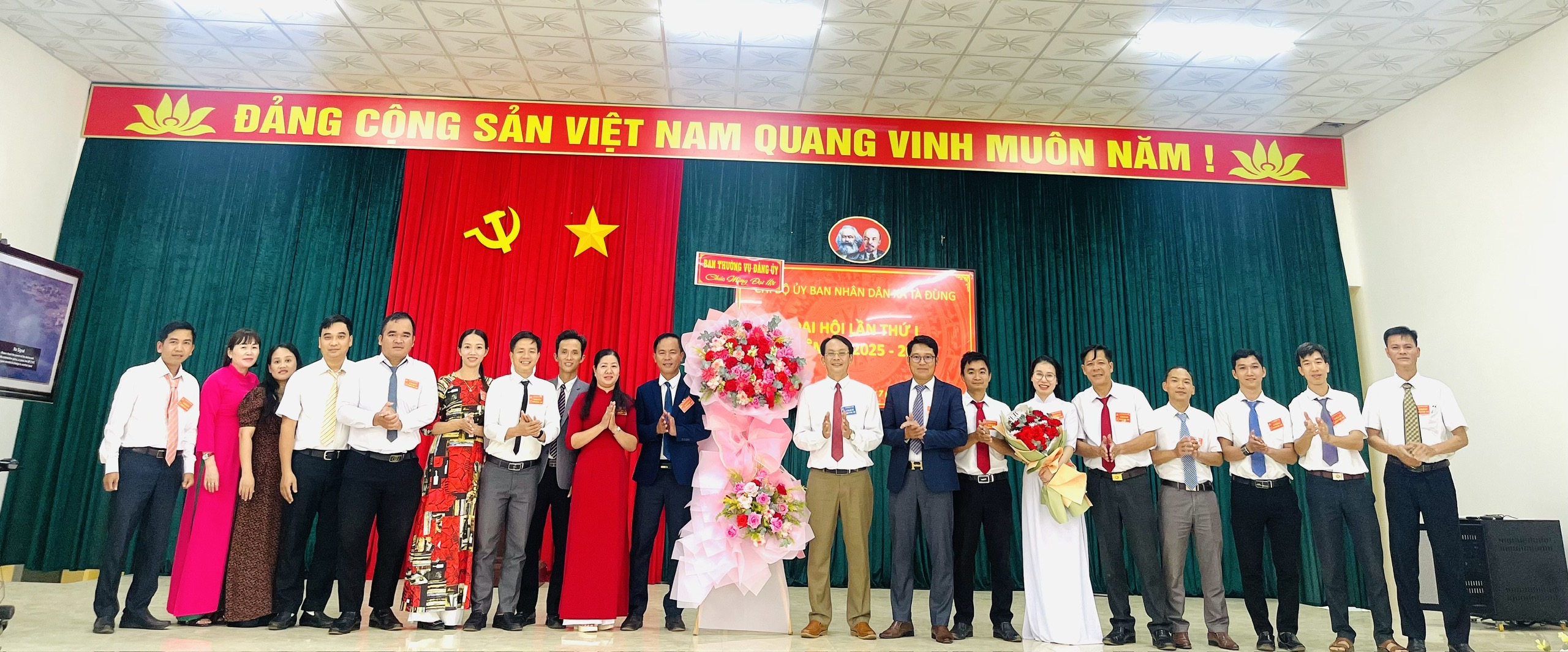 Chi bộ UBND xã Tà Đùng tổ chức thành công Đại hội lần thứ I, nhiệm kỳ 2025 – 2030